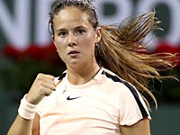 Дарья Касаткина победила Каролину Возняцки