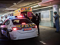 Родные мужчины, пострадавшего в теракте, приехали в больницу