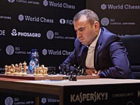 Турнир претендентов: Шахрияр Мамедьяров победил Владимира Крамника и настиг лидера
