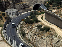 В туннеле на шоссе №60 загорелся автомобиль