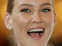 Суд обязал Бар Рафаэли явиться на слушания по делу об уклонении от уплаты налогов