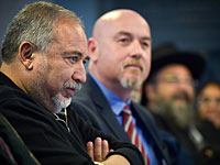 Глава минобороны запретил участие 110 арабов в церемонии по случаю Дня памяти