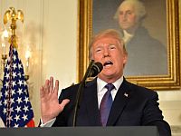 Президент США Дональд Трамп выступает с заявлением об ударе по целям в Сирии. 13 апреля 2018 года