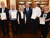 Биньямин и Сара Нетаниягу встретились с израильтянами, ровесниками Израиля