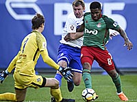 Шунин отразил пенальти, но пропустил четыре гола в дерби. Иранец забил два мяча в Перми