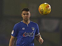 Джеррард спас судью от разъяренного болельщика после назначения пенальти