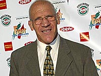 Умер легендарный спортсмен, заставивший Америку 