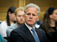 Майкл Орен: