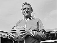 Умер легендарный капитан 