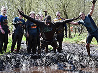Mud Madness: грязная гонка для бесстрашных. Фоторепортаж