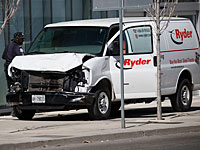 Водителю, сбившему в Торонто десятки людей, предъявлены обвинения в убийстве