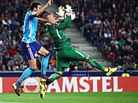 Даббур отыграл весь матч. Товен забил гол при помощи руки. 