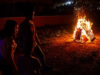 Девушка получила ожоги от костра во время празднования Лаг ба-Омер в Ашкелоне