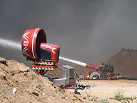 Водометы на границе Газы