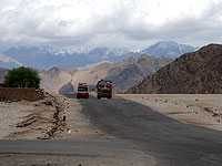 Жертвами ДТП с участием автобуса в Индии стали 27 человек