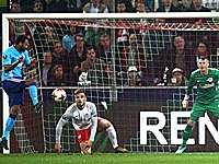 Ошибка российских судей помогла 