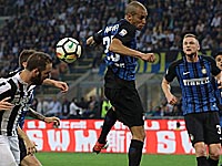 Игуаин головой отправил мяч в сетку 2:3