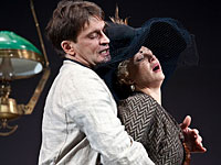 Александр Домогаров – о Чехове: интервью в преддверии гастролей