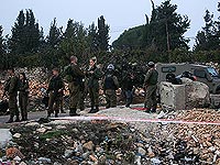 Попытка наезда на военнослужащего у перекрестка а-Квасим; подозреваемый задержан