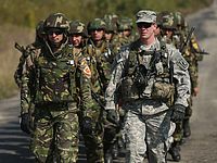 Командование ДНР: автомобиль с военнослужащими NATO подорвался на мине, трое погибших