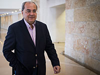 Ахмад Тиби посетил находящегося в больнице Махмуда Аббаса