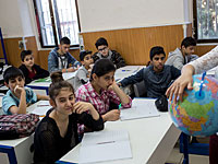 Дания будет  воспитывать детей из