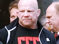 Американский боец Джеффри Монсон стал гражданином России