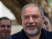 Израильская делегация летит в Москву: Либерман встретится с Шойгу 