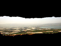 В Эмек а-Мааянот мужчина получил тяжелые травмы в результате падения 