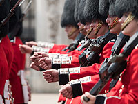 Вся королевская рать: репетиция парада в Лондоне. Фоторепортаж