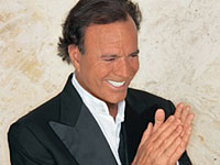 Король испанской романтической песни Хулио Иглесиас – в Израиле 
