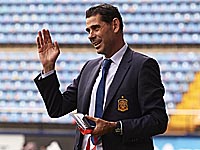 Во время чемпионата мира сборную Испании будет возглавлять легендарный Фернандо Йерро