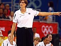 На 57-м году жизни от сердечного приступа скончалась трехкратная олимпийская чемпионка