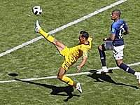 Видеотехнологии помогли французам победить сборную Австралии