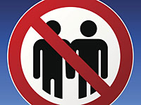 В Ришон ле-Ционе появились плакаты против гей-парада