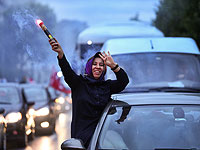 Сторонники Эрдогана празднуют победу в Турции. Фоторепортаж
