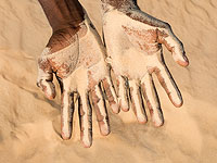 Власти Алжира изгнали за год 13.000 мигрантов – многие погибли в пустыне