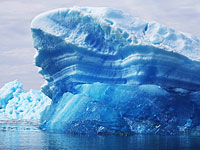 Бизнесмен из ОАЭ обещает в 2020 году начать буксировку айсбергов в Персидский залив