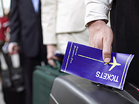 Опрос: почти треть молодых россиян хотят эмигрировать