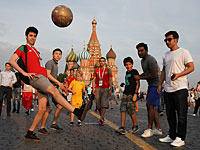 Bild: Весь мир веселится на ЧМ в России, а на Сирию падают бомбы