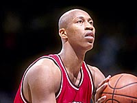 На 46-м году жизни от сердечного приступа умер известный баскетболист