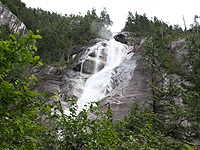 В Канаде, на водопаде Шеннон Фолс, погибли три видеоблогера
