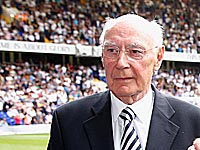 Умер легендарный футболист 