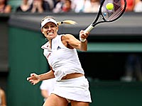 Первыми полуфиналистками Уимблдона стали Ангелик Кербер и Елена Остапенко