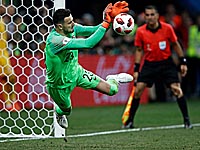 Сегодня определится второй финалист чемпионата мира
