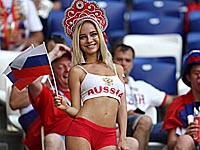 ФИФА борется с сексизмом: во время футбола не будут показывать красивых женщин