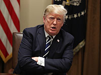 На следующий день после встречи с Путиным Трамп поддержал спецслужбы США