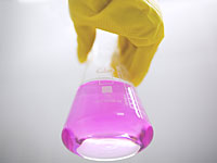 Неизвестный злоумышленник облил кислотой трехлетнего мальчика из Вустера