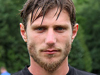 Бывший вратарь