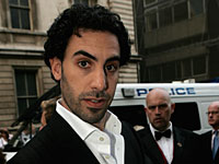 Шоу Барона-Коэна: сенатор, сыгравший полковника ЦАХАЛ, уйдет в отставку